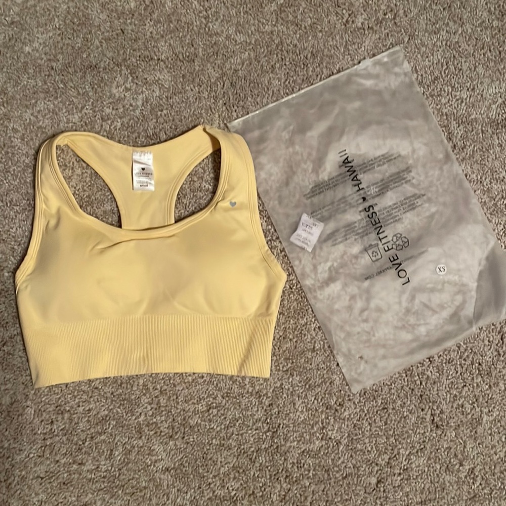 Love Fitness Urban Seamless Sports Bra Size S Sunshine color